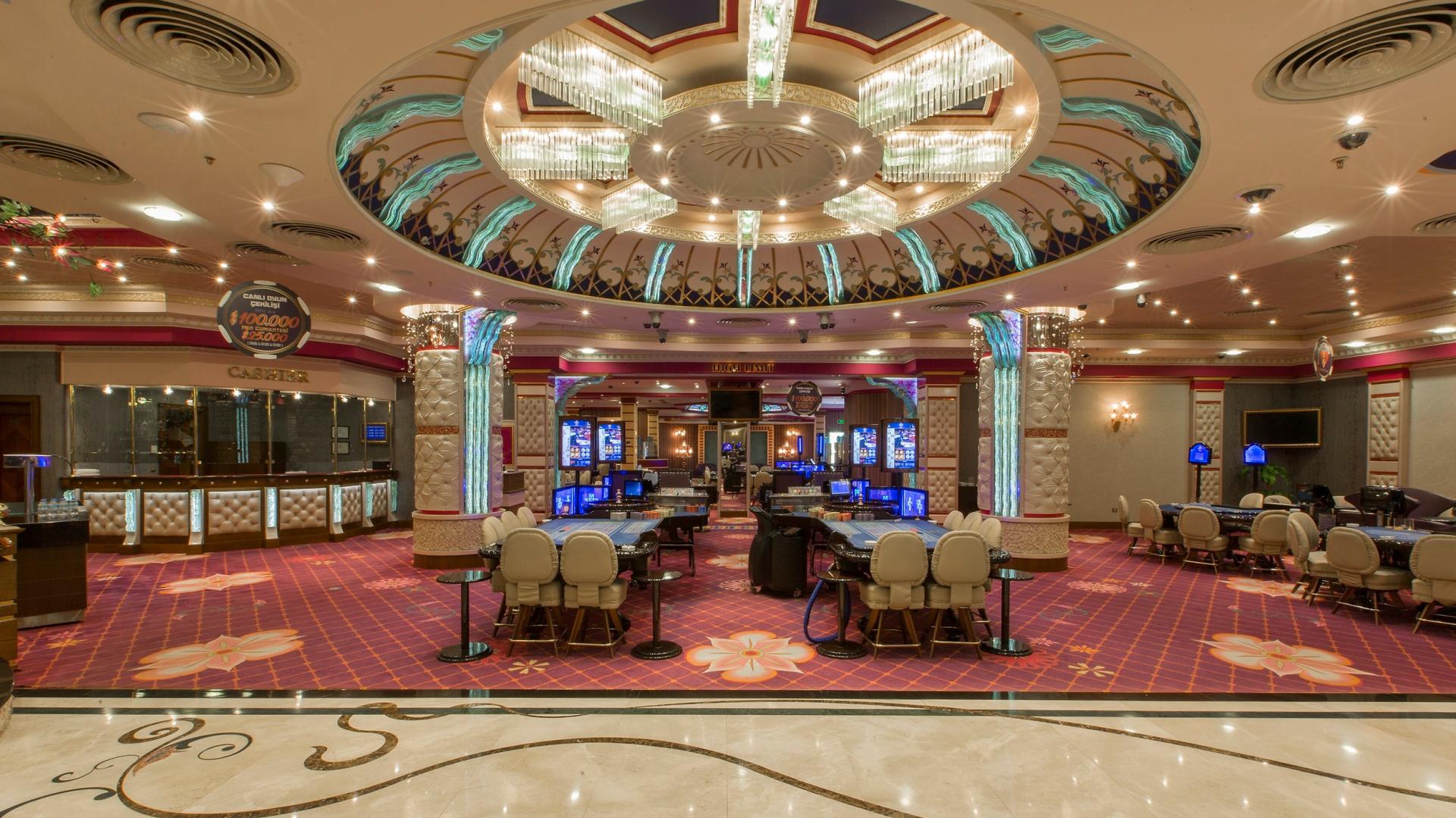 merit crystal cove hotel casino